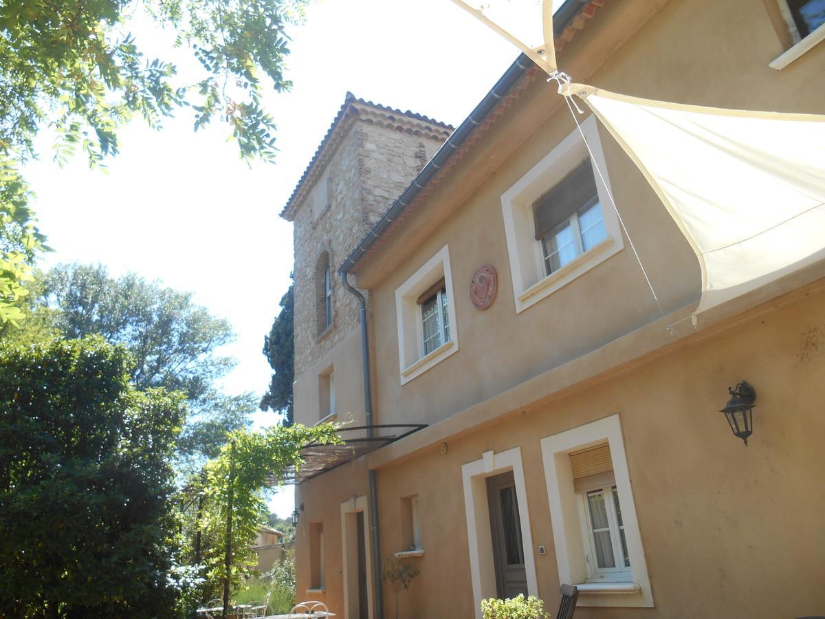 La Feniere Acomodação com café da manhã Vénéjan Exterior foto
