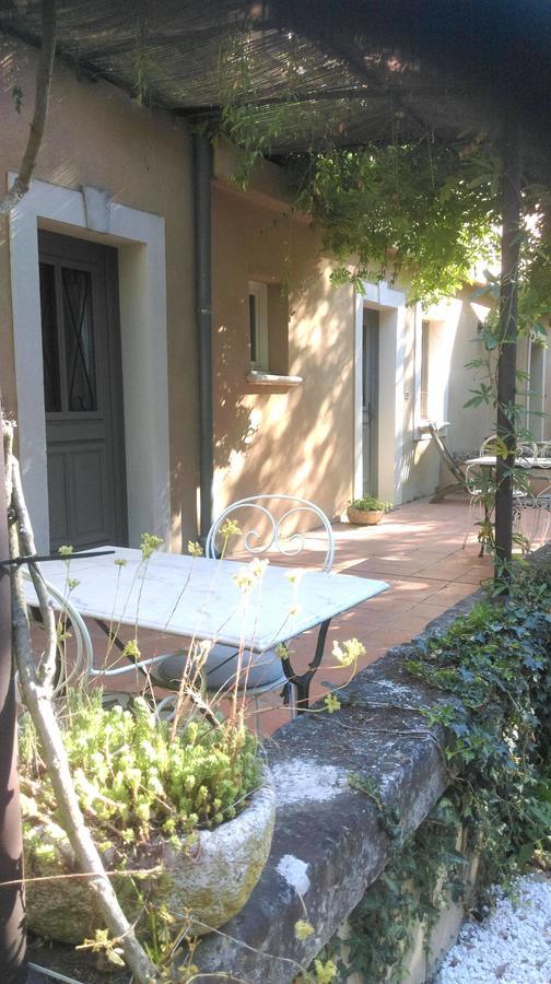 La Feniere Acomodação com café da manhã Vénéjan Exterior foto